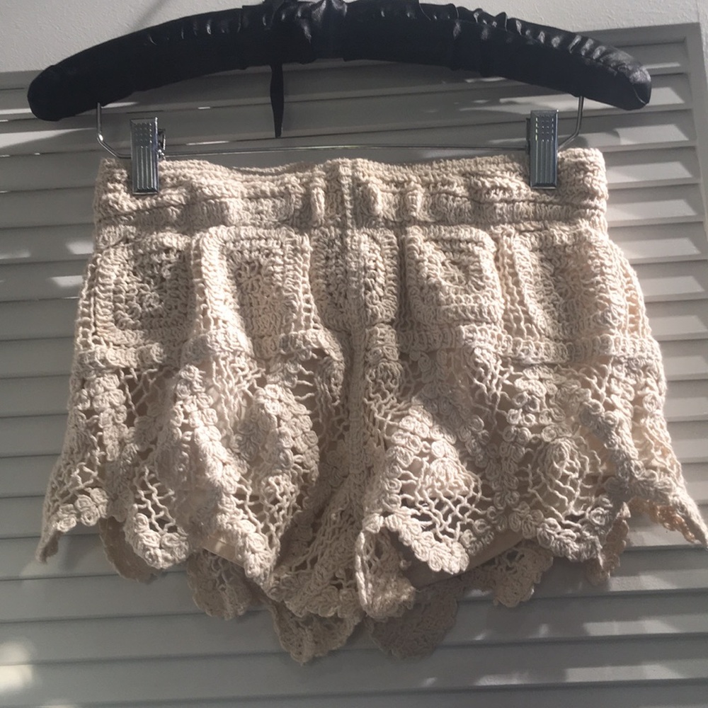 Nude lace shorts